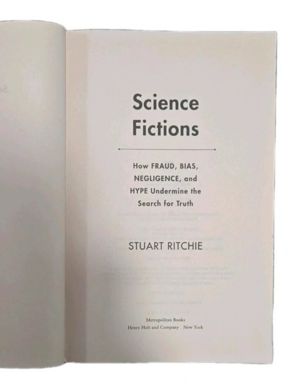 Science Fictions by Stuart Ritchie, Hardcover, First Edition - Picture 2 of 4